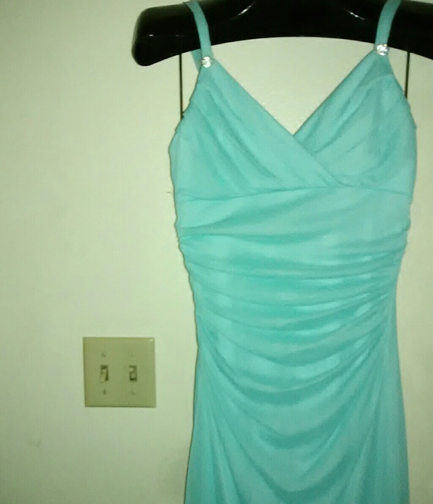 Dress - Picture 4 of 4
